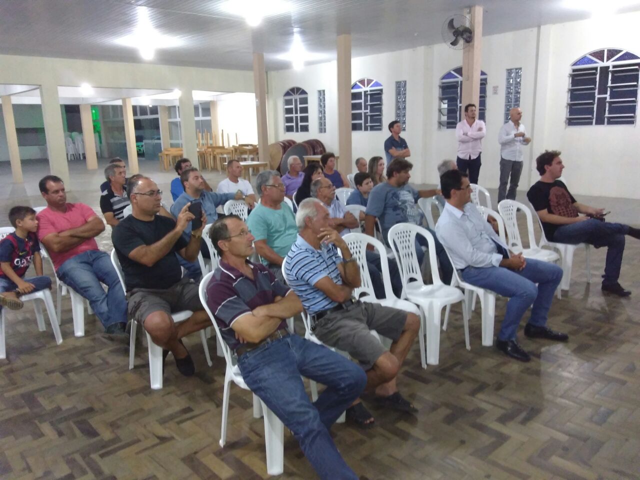 Biguaçu assina petição para recuperação de estradas do interior