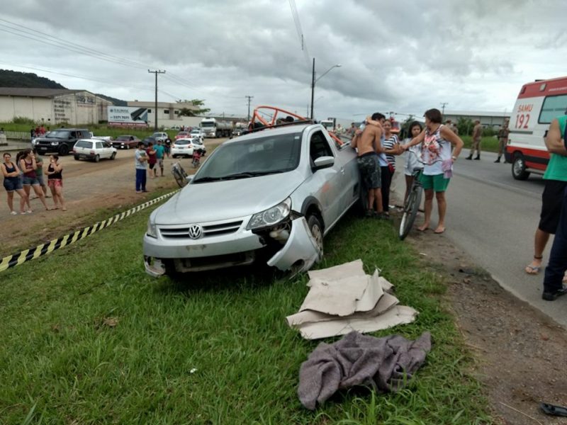 Guaramirim | Duas pessoas morrem em acidente na BR-280