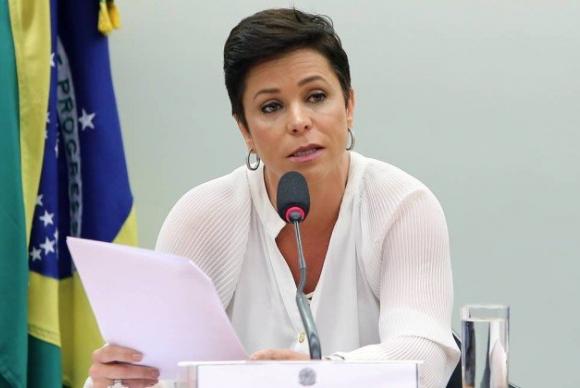 Advogados trabalhistas recorrem ao Supremo contra posse de Cristiane Brasil