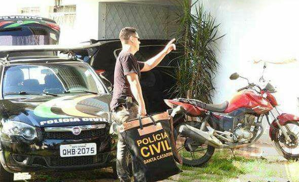 Polícia Civil divulga imagens dos bens apreendidos na casa dos pais do menino Jonatas