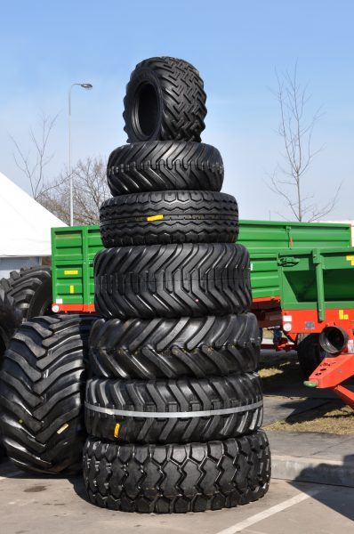 Prefeituras fazem consórcio para a compra de pneus e outros itens. Tudo para reduzir custos