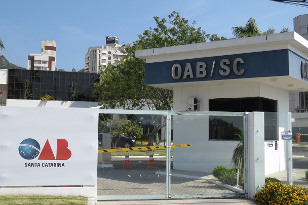 OAB de SC conclui que compra dos respiradores foi irregular
