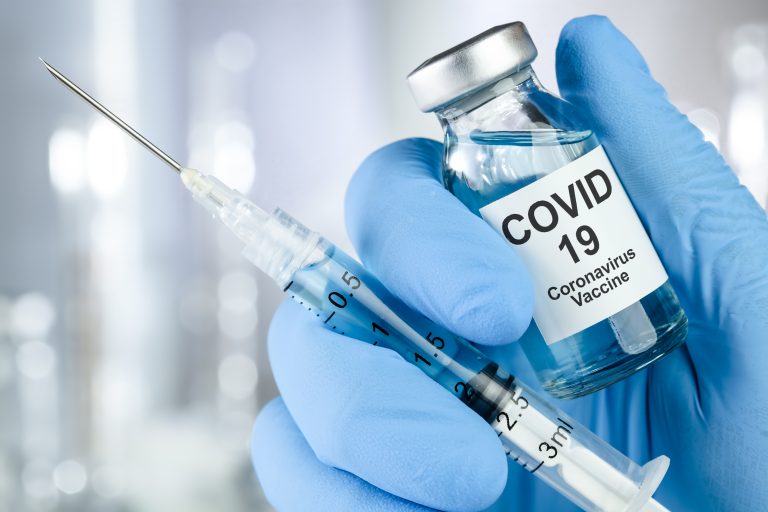 SC aplicou mais de 300 mil doses de vacina contra a Covid-19