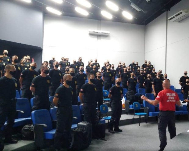 Novos agentes começam curso de formação da Polícia Civil de SC