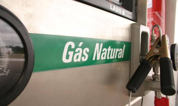 SCGÁS divulga nesta terça (4) novas tabelas de tarifa do gás natural em SC