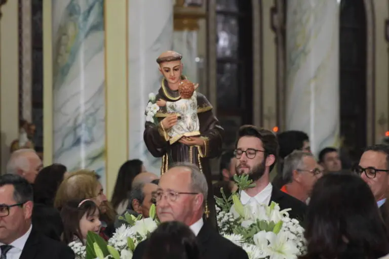 Comunidade católica de Sombrio festeja Santo Antônio de Pádua