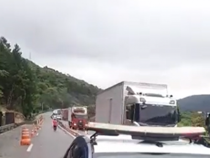 Rodovias federais de Santa Catarina têm trechos liberados e outros ainda com restrições