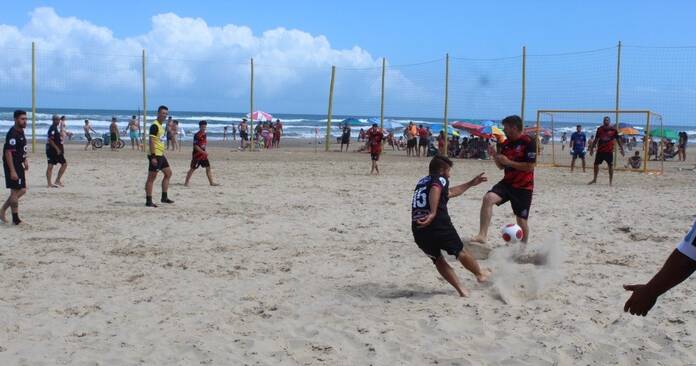 Campeonatos Praiano de Futsal e Futebol 7 na Areia agitam o verão em Balneário Gaivota
