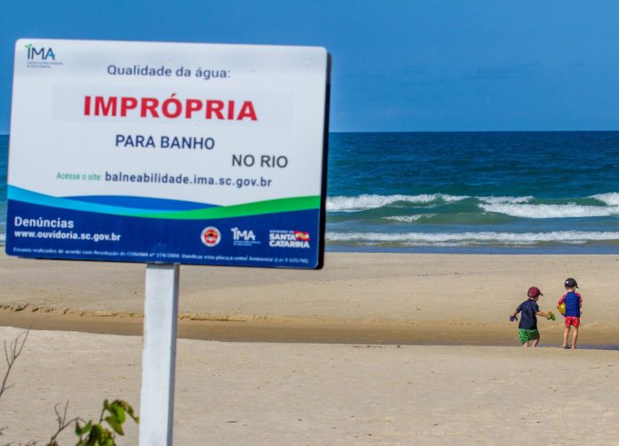 Florianópolis tem 57% dos pontos impróprios para banho, aponta o IMA