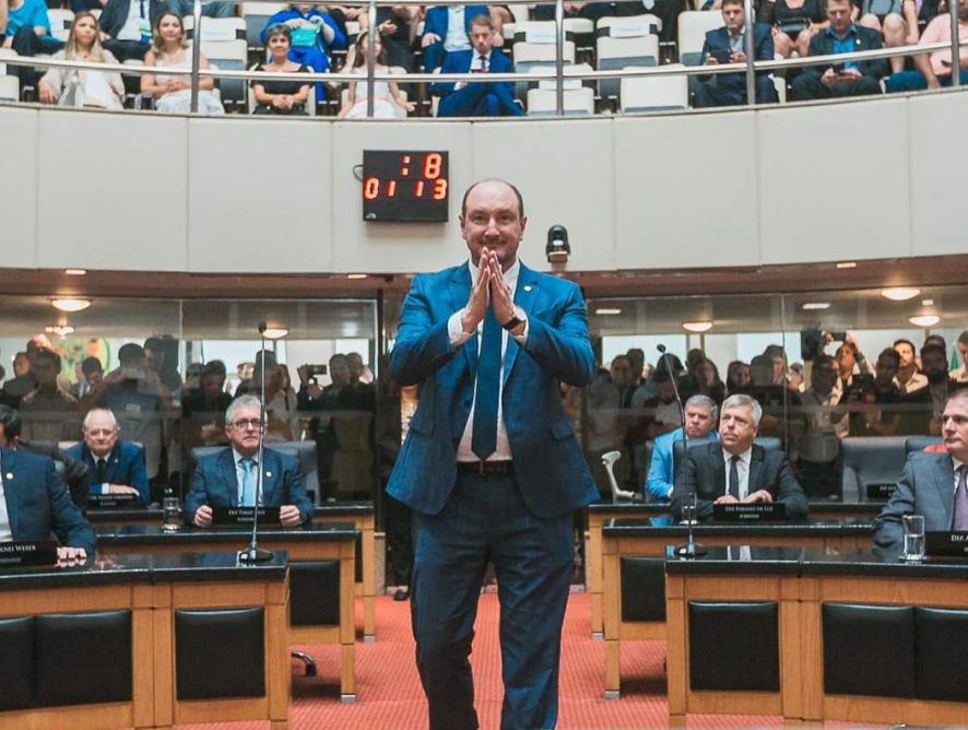 Pelo Estado 2/02 Com Nadal presidente, Assembleia inicia ano no Legislativo