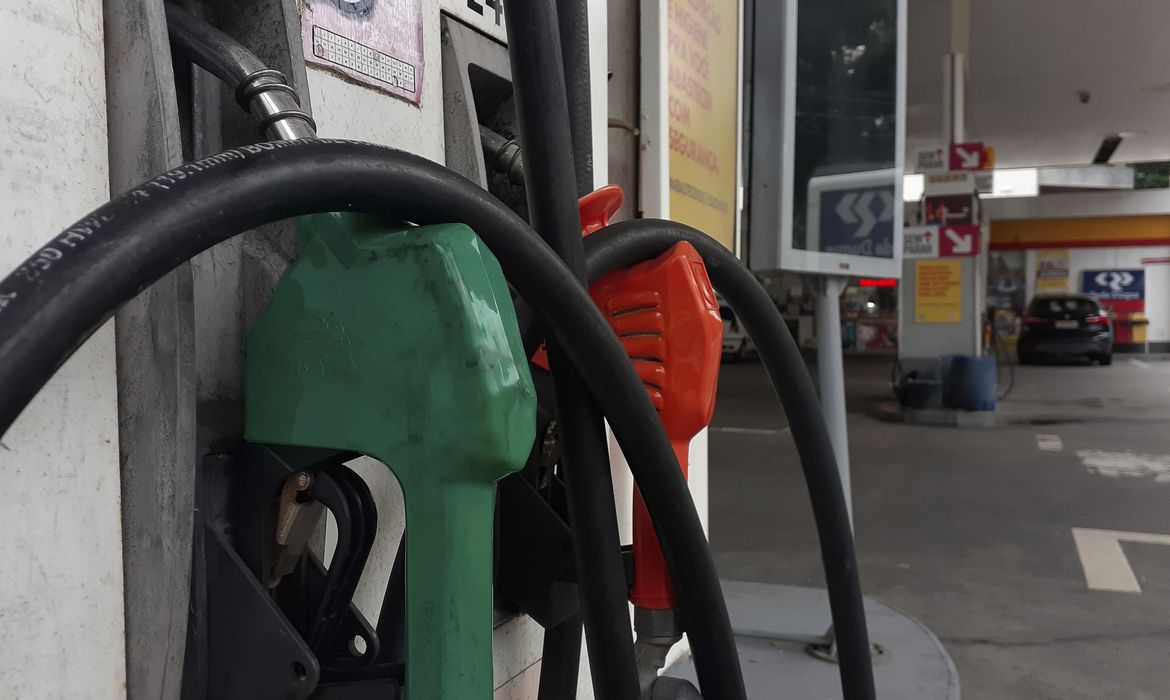 Governo do Estado edita MP que mantém benefícios fiscais para o diesel em SC