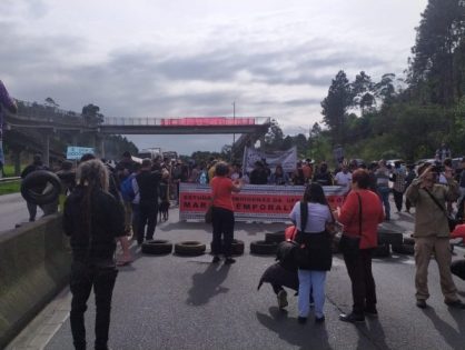 Em protesto contra o PL 490, indígenas bloqueiam BR-101 no Morro dos Cavalos