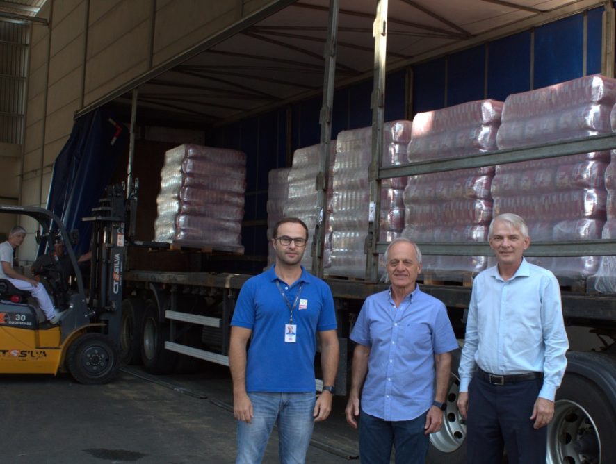 Indústria de SC doa 24 toneladas de arroz à Ucrânia