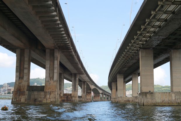 Acordo prevê recuperação total de pontes de Florianópolis em 1 ano