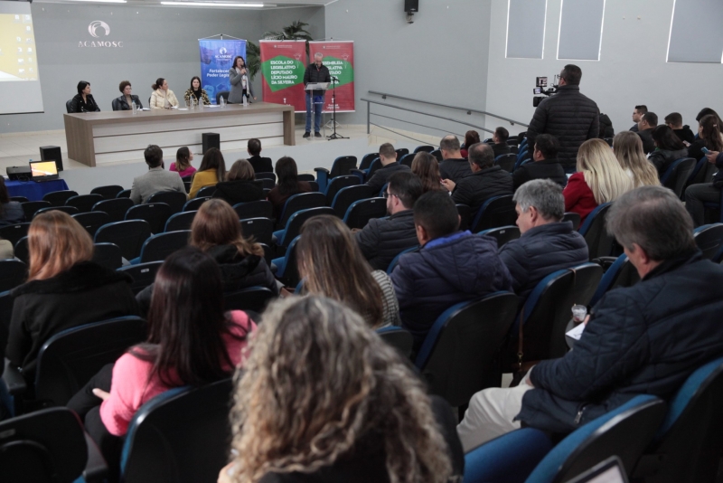 Presidente da Alesc fala do compromisso do Parlamento com os cidadãos e a democracia