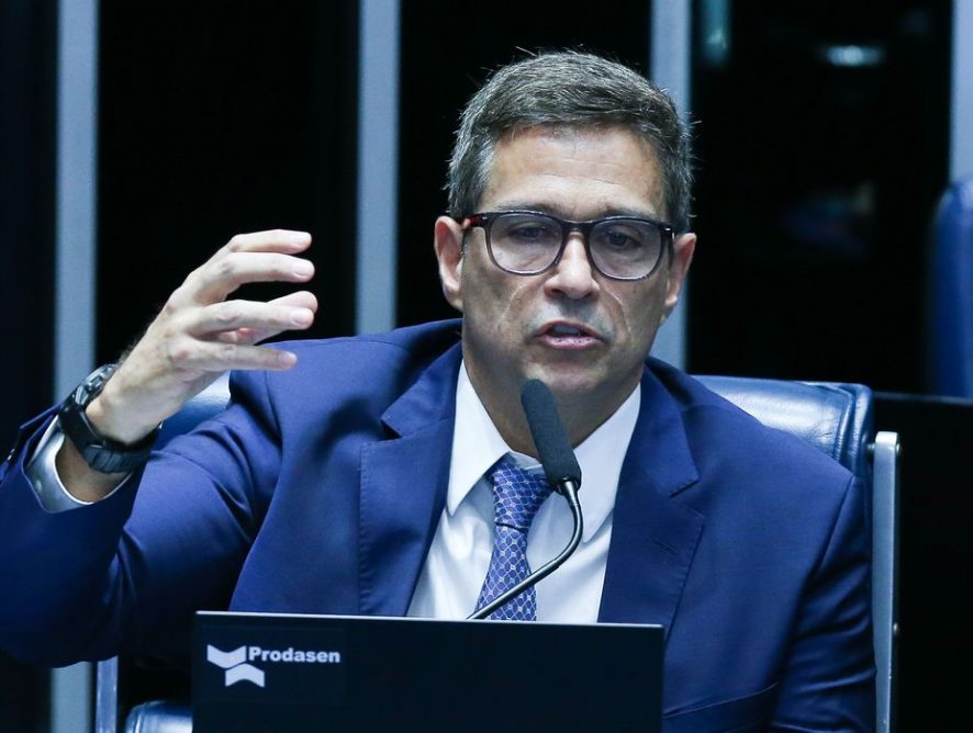 Banco Central estuda o fim do rotativo do cartão de crédito