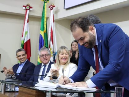 Vereador João Cobalchini toma posse como prefeito Interino de Florianópolis