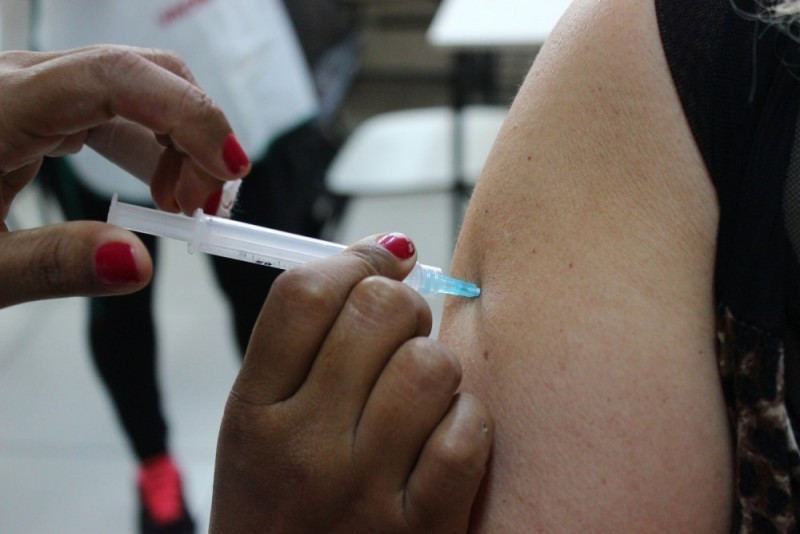Santa Catarina celebra avanços na vacinação nos 50 anos do Programa Nacional de Imunizações