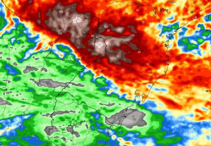 Frente fria ‘pode causar problemas’ em SC, diz meteorologista