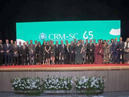Posse no CRM-SC tem críticas à abertura de novos cursos de medicina e contratação sem Revalida