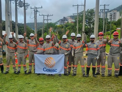 Eletricistas da Celesc embarcam para competição nacional no Espírito Santo