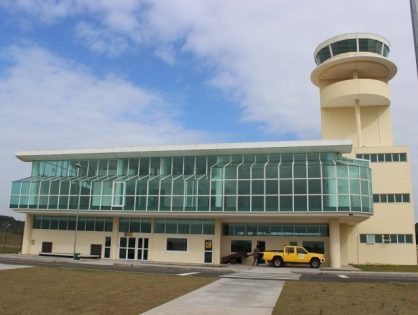 Governador Jorginho Mello assina processo de concessão do aeroporto de Jaguaruna