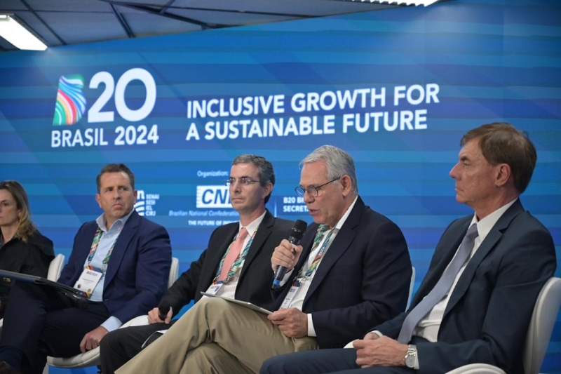Fiesc participa de lançamento de fórum de empresários que discute recomendações ao G20