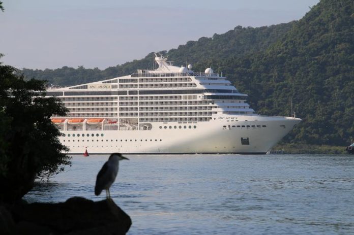 Próxima temporada de cruzeiros terá aumento de 35% no embarque de passageiros em Itajaí