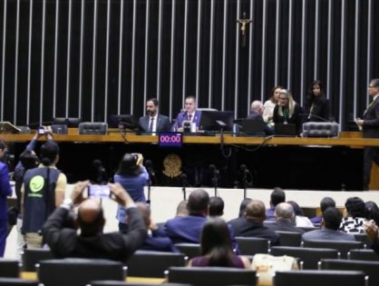 Câmara aprova medida contra ocupações de terras no Brasil