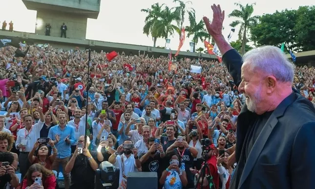 Pelo Estado 03/07: Lula não vem a Santa Catarina