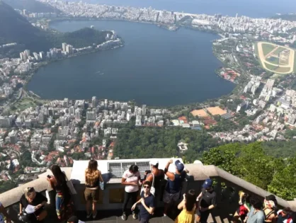 Turistas estrangeiros injetam R$ 26 bilhões no Brasil em 2024