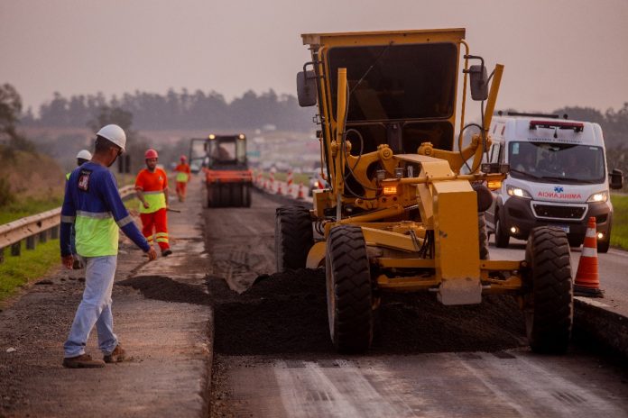 CCR ViaCosteira divulga cronograma semanal de obras com possíveis interdições