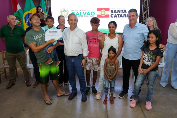 Jorginho Mello inaugura obras na cidade de Galvão no Oeste catarinense