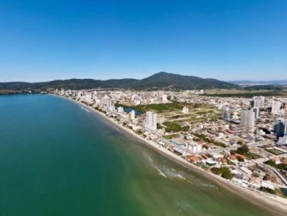 Praias de Porto Belo estão 100% próprias para banho