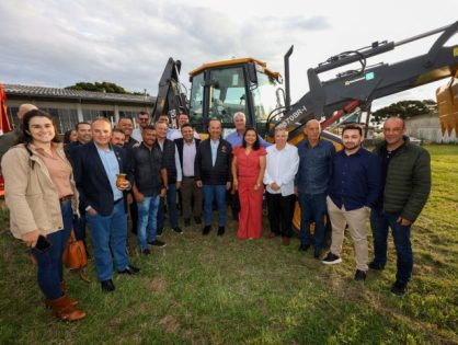 Governo do Estado entrega mais 21 equipamentos agrícolas na Serra Catarinense