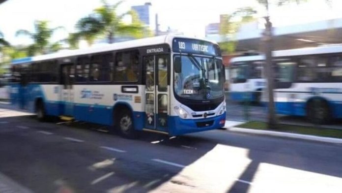 Tarifa de ônibus em Florianópolis sobe 15% e registra a maior alta entre capitais em 2025