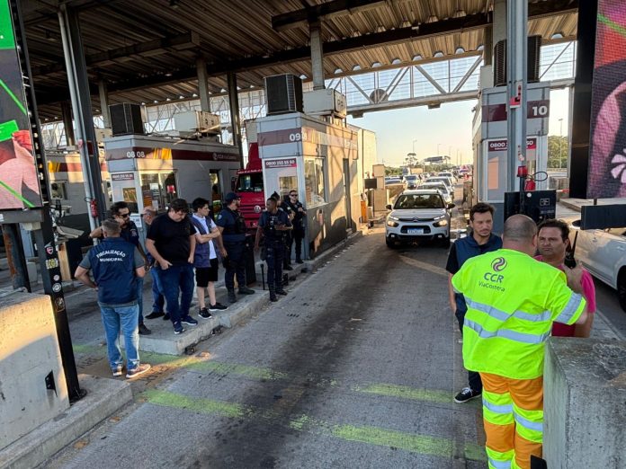 Deputado denuncia irregularidades em pedágio da BR-101 e exige abertura de cancelas