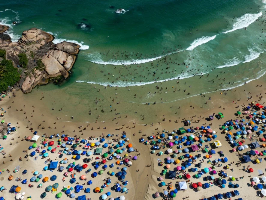 Verão em Santa Catarina foi marcado por "invasão argentina", aponta pesquisa