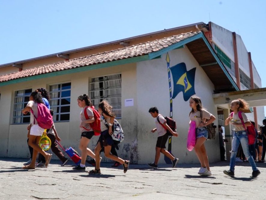 Educação de SC promove Semana Escolar de Combate à Violência contra a Mulher