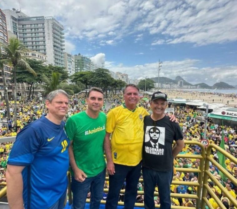 Pelo Estado 18/03: Bolsonaro e Jorginho juntos novamente em 2026