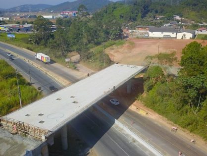Corte do orçamento federal para infraestrutura frustra SC