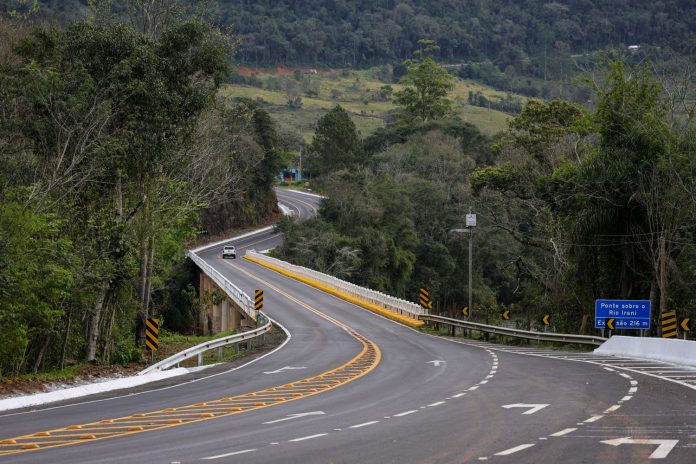 Estrada Boa: programa completa 18 meses com obras já inauguradas e outras 47 simultâneas nas regiões de SC