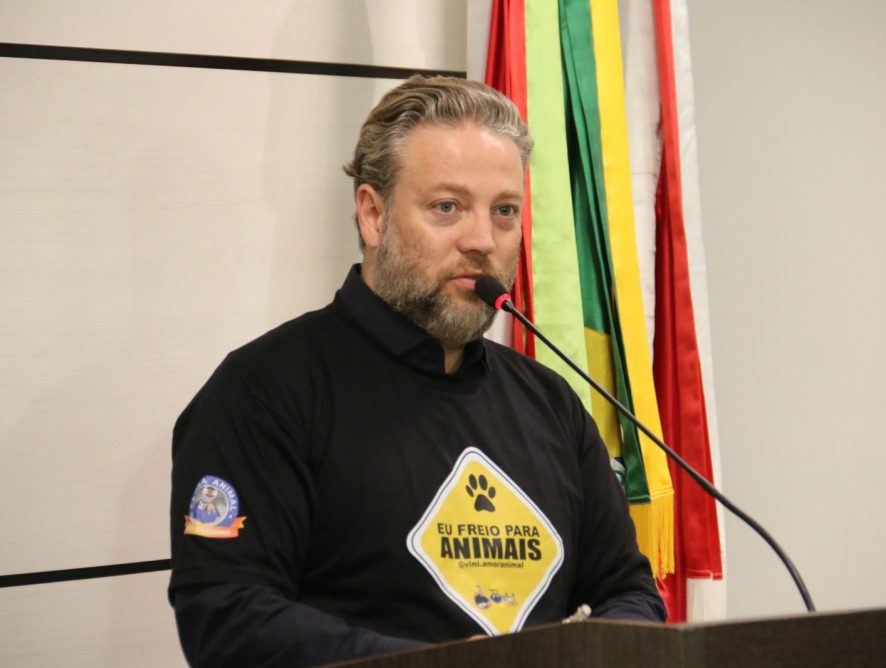 Vereador de São José, Vinicius Ramos (MDB) lança campanha de conscientização no trânsito em defesa da vida animal