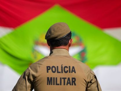 190 anos da PMSC: governador anuncia valorização da carreira militar e reforço no efetivo