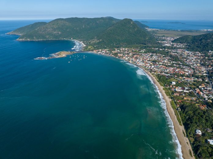 Governo de Santa Catarina promove seminário para combater o lixo no mar