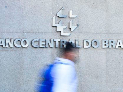 Mercado financeiro reduz previsão da inflação para 5,2%