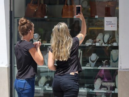 Comércio e serviços de Santa Catarina crescem acima da média nacional