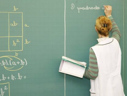 Governador Jorginho Mello autoriza aumento de 11% para professores e incentivo anual de R$ 3 mil para qualificação
