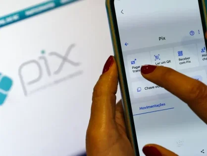 Brasil registra salto no uso de bancos pela internet em dois anos