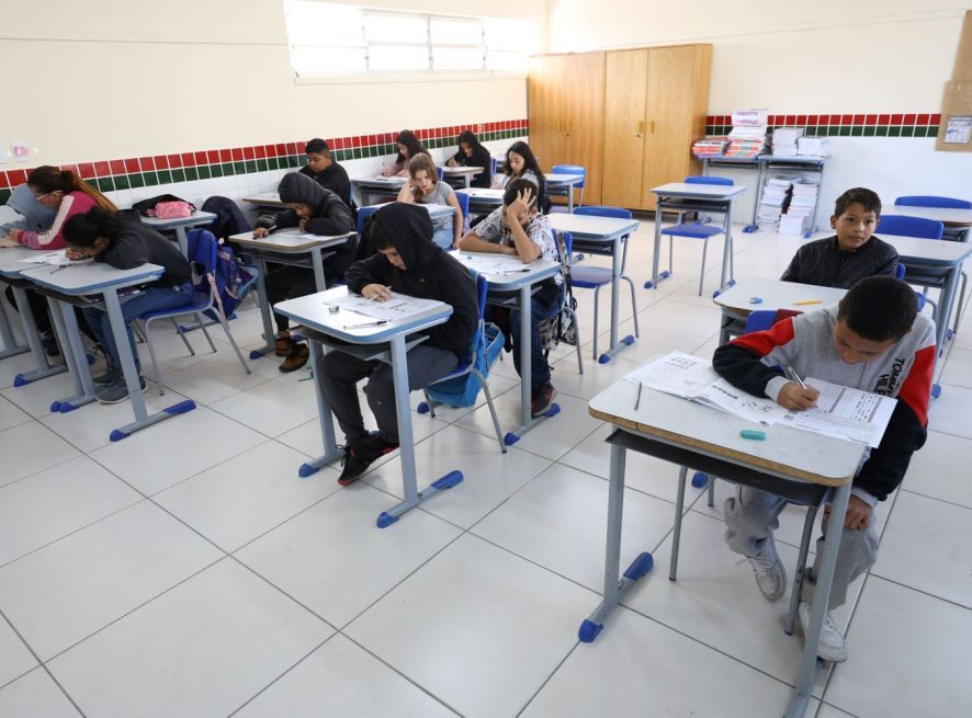 Governo de SC realiza simulados de avaliação da aprendizagem para mais de 128 mil estudantes da rede estadual